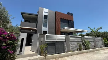 Izmir modern Urla villa with heated swimming pool